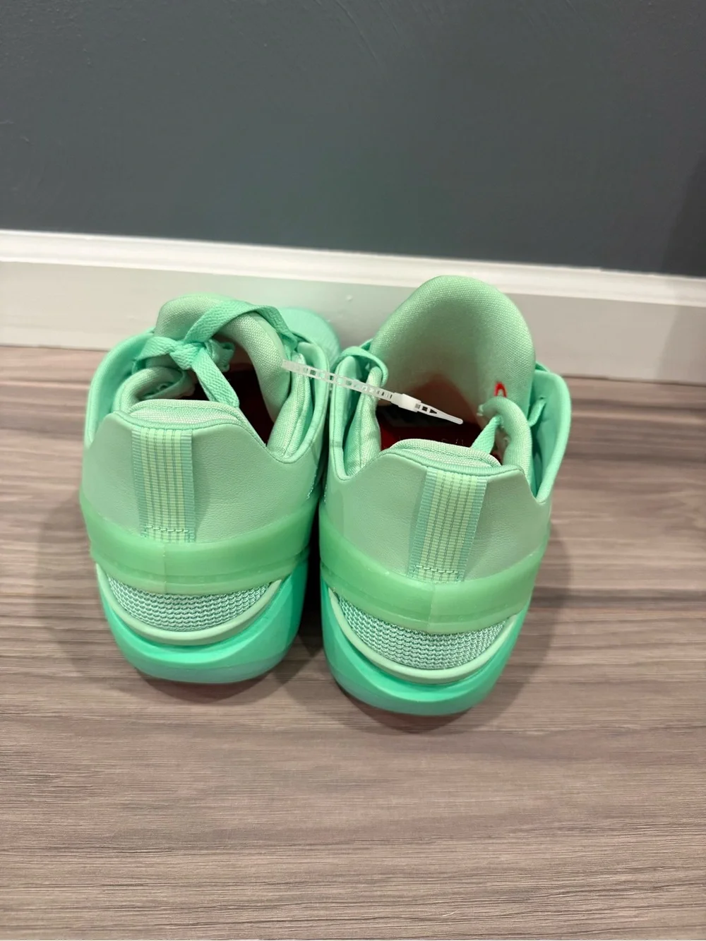 Jordan lightweight athletic